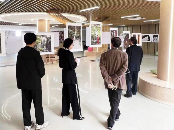 FC04B831-5884-411E-8AD9-624236826E4B